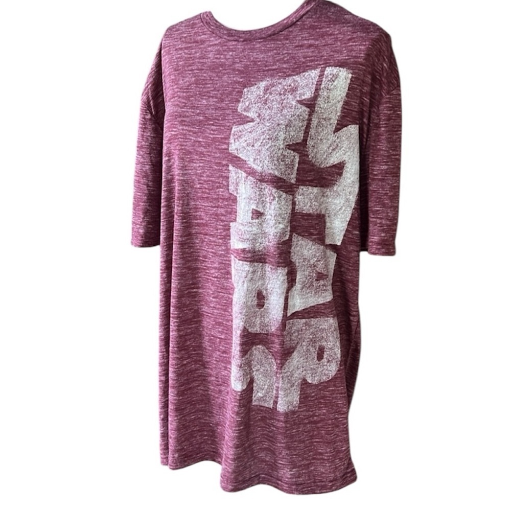Disney men’s Star Wars crewneck T-shirt XXL NWT. Burgundy and white